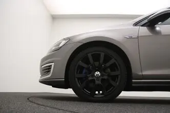 Volkswagen Golf, 1.4, 110 kW, подключаемый гибрид, автомат, передний привод