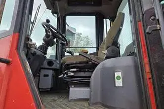 Komatsu WA200PZ-6, 95 kW, dyzelinas, automatinė