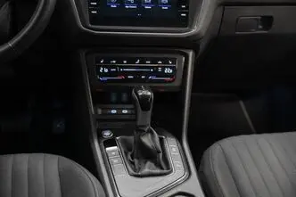 Volkswagen Tiguan, 1.5, 110 kW, benzīns, automātiskā, priekšējā piedziņa