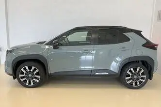 Toyota Yaris Cross, 1.5, 68 kW, hibrīds, automātiskā, pilnpiedziņa