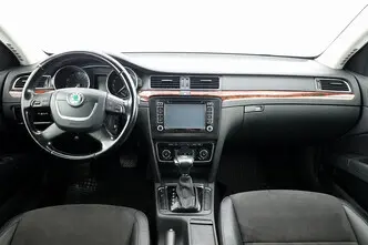 Škoda Superb, 3.6, 191 kW, bensiin, automaat, nelikvedu