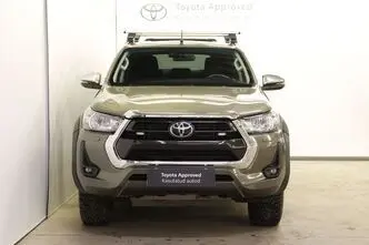 Toyota Hilux, 2.4, 110 kW, diesel, manual, four-wheel drive