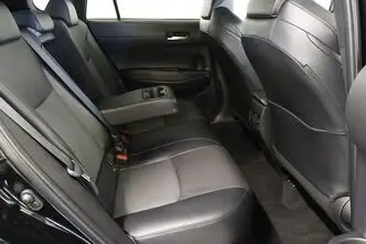 Toyota Corolla, 1.8, 72 kW, hybrid, automatic, front-wheel drive