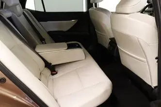 Toyota Camry, 2.5, 137 kW, hybrid, automatic, front-wheel drive