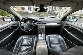 Volvo V70, 2.4, 120 kW, diesel, automatic, front-wheel drive