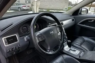 Volvo V70, 2.4, 120 kW, diesel, automatic, front-wheel drive