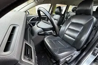 Volvo V70, 2.4, 120 kW, diesel, automatic, front-wheel drive