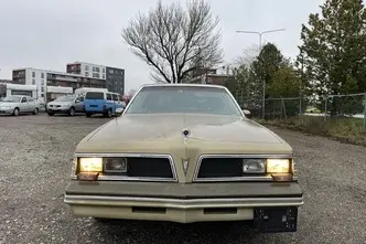 Pontiac Grand Le Mans * Safari *, 5.0, 114 kW, benzīns, automātiskā, aizmugurējā piedziņa