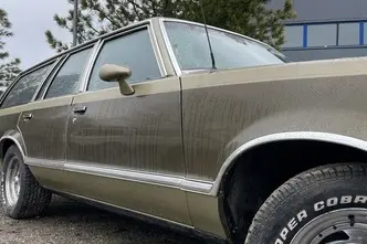 Pontiac Grand Le Mans * Safari *, 5.0, 114 kW, benzīns, automātiskā, aizmugurējā piedziņa