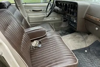 Pontiac Grand Le Mans * Safari *, 5.0, 114 kW, benzīns, automātiskā, aizmugurējā piedziņa