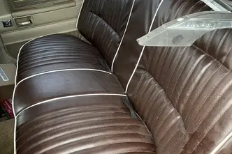 Pontiac Grand Le Mans * Safari *, 5.0, 114 kW, benzīns, automātiskā, aizmugurējā piedziņa