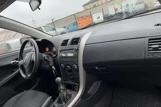 Toyota Corolla, 1.4, 71 kW, bensiin, manuaal, esivedu
