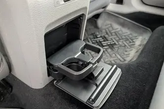 Volkswagen Jetta, 1.6, 75 kW, bensiin, automaat, esivedu