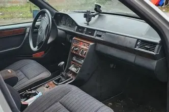 Mercedes-Benz 300, 3.0, 81 kW, diisel, manuaal, tagavedu