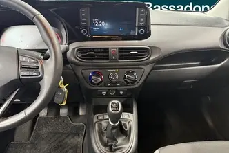 Hyundai i10, 1.0, 46 kW, bensiin, manuaal, esivedu