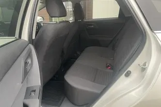 Toyota Auris, 1.6, 97 kW, bensiin, automaat, esivedu