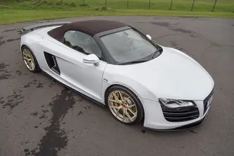 Audi R8, 5.2, 386 kW, bensiin, automaat, nelikvedu