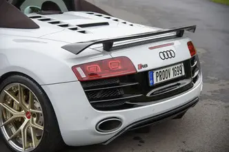 Audi R8, 5.2, 386 kW, bensiin, automaat, nelikvedu