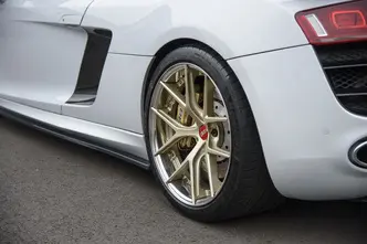 Audi R8, 5.2, 386 kW, bensiin, automaat, nelikvedu