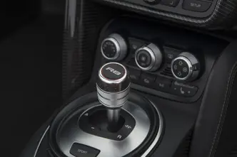 Audi R8, 5.2, 386 kW, bensiin, automaat, nelikvedu