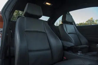 BMW 1er M Coupé, 3.0, 250 kW, bensiin, manuaal, tagavedu