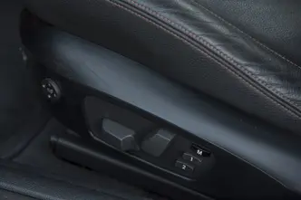 BMW 1er M Coupé, 3.0, 250 kW, bensiin, manuaal, tagavedu