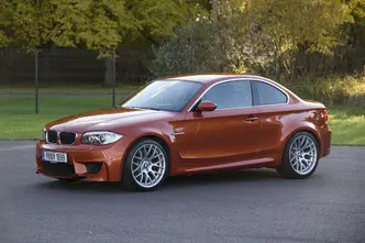 BMW 1er M Coupé, 3.0, 250 kW, bensiin, manuaal, tagavedu