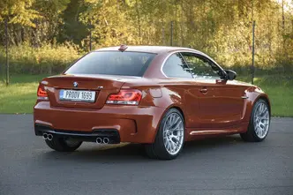 BMW 1er M Coupé, 3.0, 250 kW, bensiin, manuaal, tagavedu