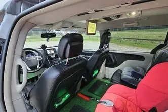 Chrysler TOWN & COUNTRY, 3.6, 211 kW, petrol, automatic, front-wheel drive