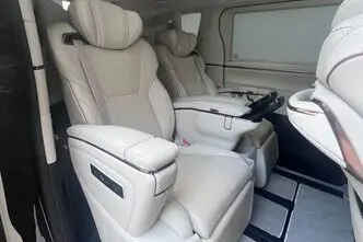 Lexus LM 350, 2.5, 140 kW, hübriid, automaat, nelikvedu