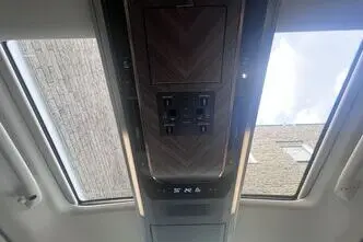 Lexus LM 350, 2.5, 140 kW, hübriid, automaat, nelikvedu