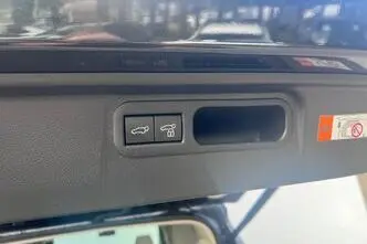 Lexus LM 350, 2.5, 140 kW, hübriid, automaat, nelikvedu