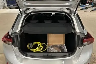 Opel Corsa, elektrība, automātiskā, priekšējā piedziņa