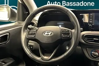 Hyundai i10, 1.0, 46 kW, bensiin, manuaal, esivedu