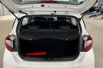 Hyundai i10, 1.0, 46 kW, bensiin, manuaal, esivedu