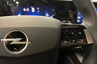 Opel Astra, 1.2, 96 kW, bensiin, automaat, esivedu