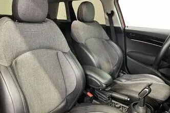 MINI Cooper, 1.5, 100 kW, bensiin, automaat, esivedu