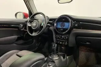 MINI Cooper, 1.5, 100 kW, bensiin, automaat, esivedu