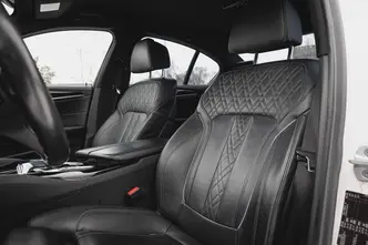 BMW 550, 3.0, 294 kW, diisel, automaat, nelikvedu