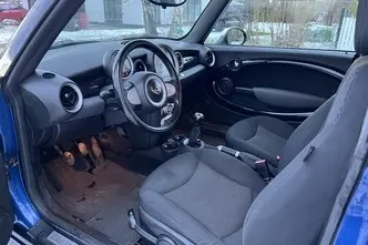 MINI Cooper, 1.6, 88 kW, petrol, manual, front-wheel drive