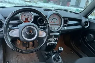 MINI Cooper, 1.6, 88 kW, petrol, manual, front-wheel drive