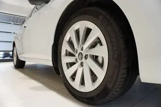 Škoda Octavia, 1.5, 110 kW, hybrid, automatic, front-wheel drive