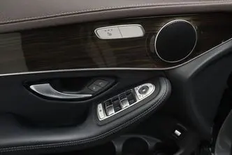 Mercedes-Benz GLC 220, 2.1, 125 kW, diesel, automatic, four-wheel drive