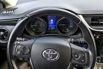 Toyota Auris, 1.8, 73 kW, hybrid, automatic, front-wheel drive