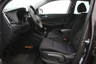 Hyundai Tucson, 1.6, 97 kW, benzīns, manuālā, priekšējā piedziņa