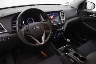 Hyundai Tucson, 1.6, 97 kW, benzīns, manuālā, priekšējā piedziņa