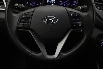 Hyundai Tucson, 1.6, 97 kW, benzīns, manuālā, priekšējā piedziņa