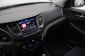 Hyundai Tucson, 1.6, 97 kW, benzīns, manuālā, priekšējā piedziņa