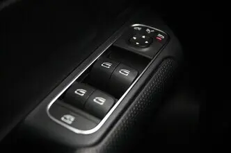 Mercedes-Benz B 180, 1.3, 100 kW, benzīns, automātiskā, priekšējā piedziņa