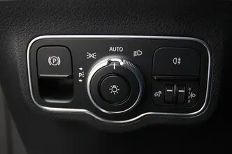 Mercedes-Benz B 180, 1.3, 100 kW, benzīns, automātiskā, priekšējā piedziņa